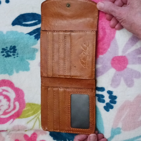 COPY - Patricia Nash tooled wallet - Picture 4 of 8